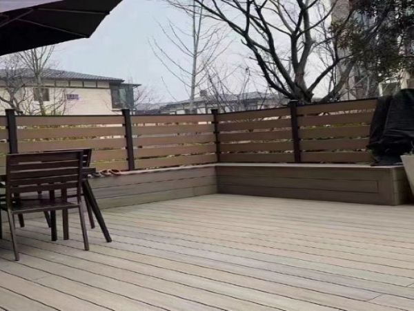 户外木塑墙板挂板木屋防水防腐别墅景观室外墙共挤阳台护墙装饰板