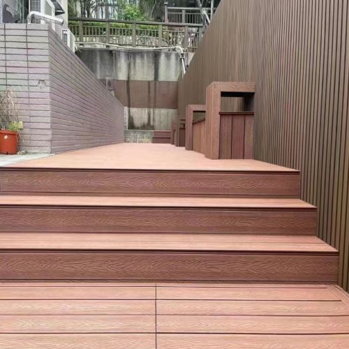 木塑台阶护栏外墙制作.jpg